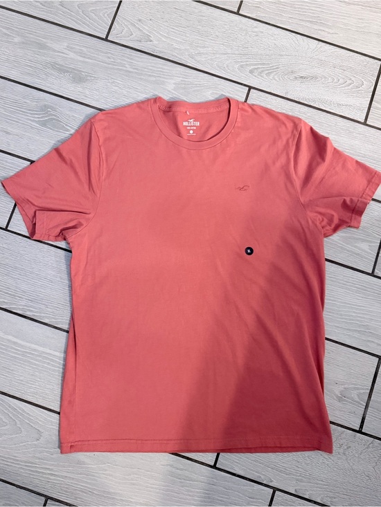 Hollister Other - Hollister Men’s Short-Sleeve Crew T-Shirt — Coral Pink